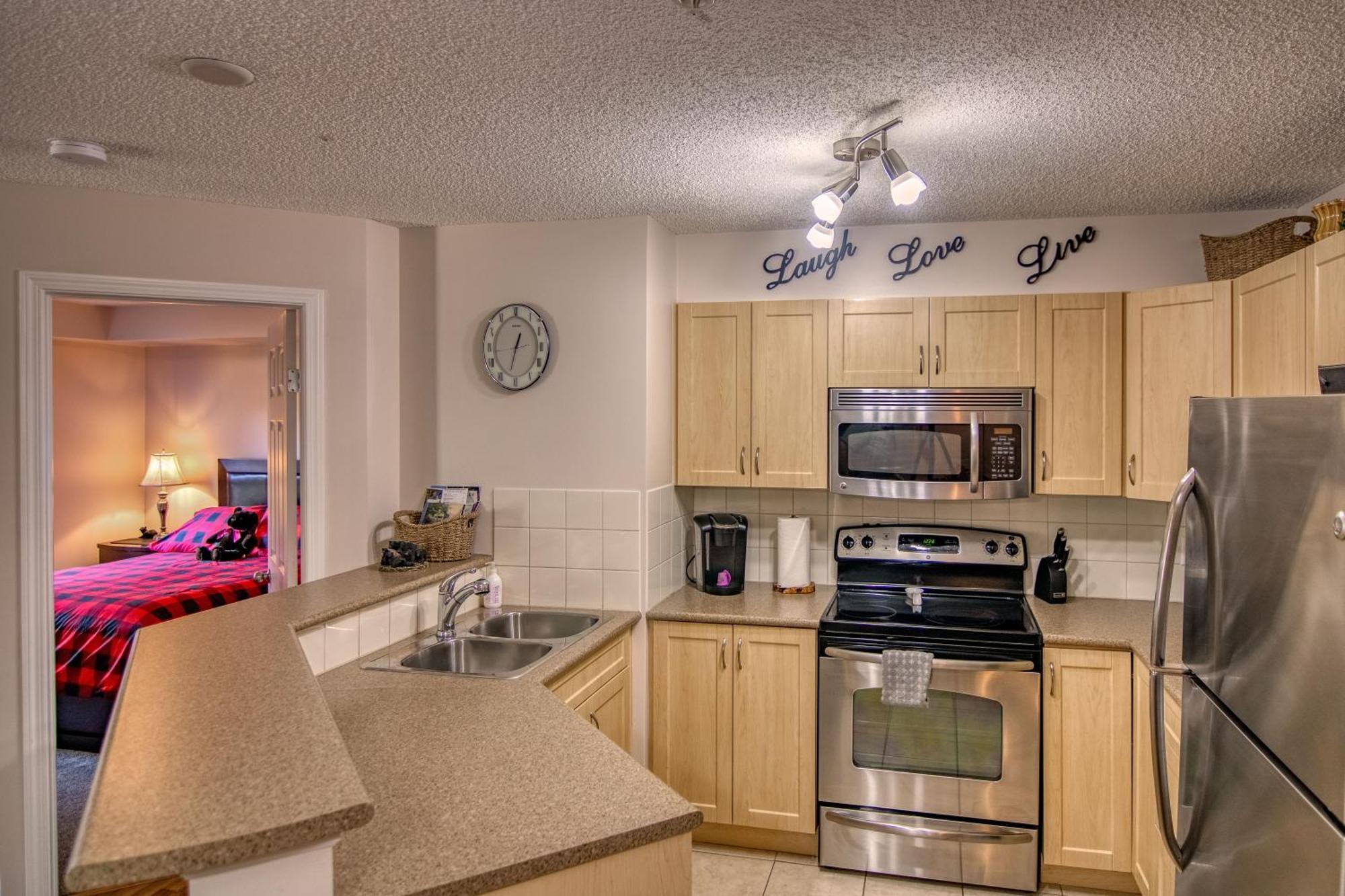 Mountain Getaway Condo - 5 Min Walk To The Beach! 因弗米尔 外观 照片